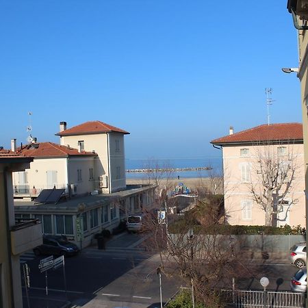 Hotel La Torre Rimini Buitenkant foto
