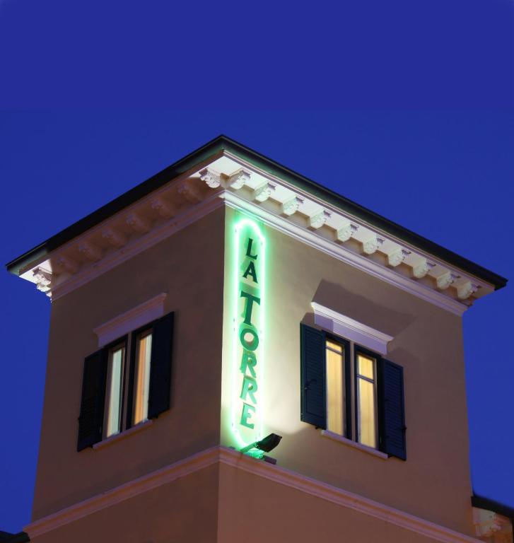 Hotel La Torre Rimini Buitenkant foto