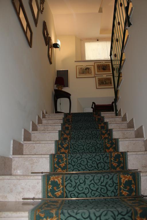 Hotel La Torre Rimini Buitenkant foto